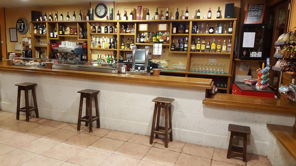 Las Cantigas Villalcazar de Sirga Bagian luar foto